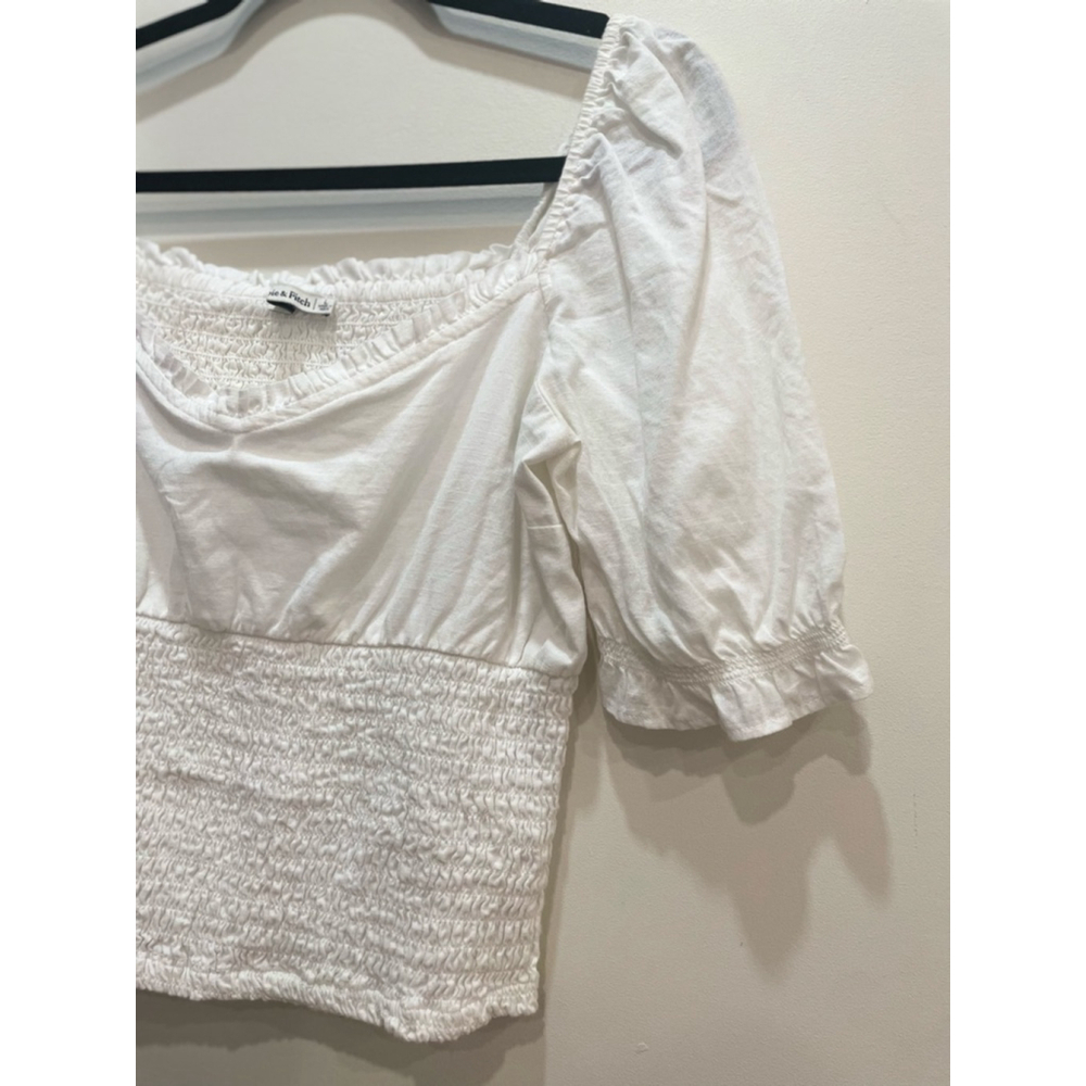 Abercrombie & Fitch White Smocked Milkmaid Crop Top L Babydoll Cotton Coquette - Picture 3 of 5
